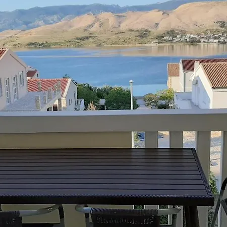 Apartment Presecki Pag Town