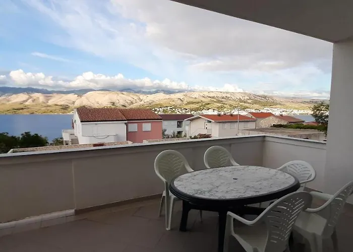 Presecki Apartmán Pag Town